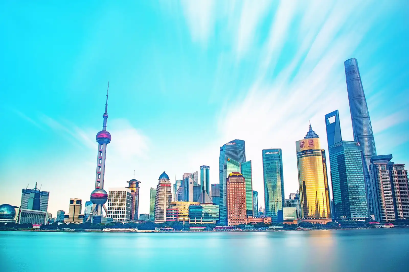 2025年深圳高净值客户资产配置策略与风险管理要点分析